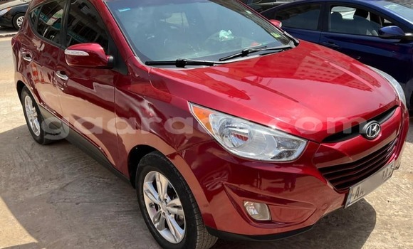Buy Used Hyundai Tucson Red Car in Dakar in Dakar Buy Used Hyundai Tucson Red Car in Dakar in Dakar