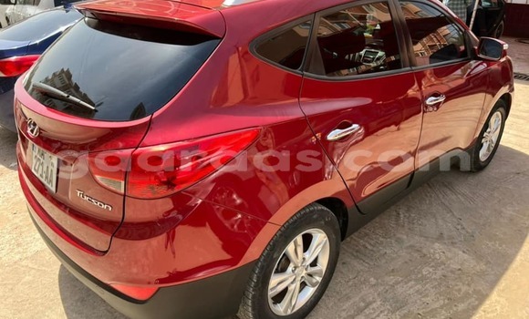 Buy Used Hyundai Tucson Red Car in Dakar in Dakar Buy Used Hyundai Tucson Red Car in Dakar in Dakar