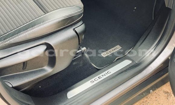 Buy Used Renault Scenic Silver Car in Dakar in Dakar Buy Used Renault Scenic Silver Car in Dakar in Dakar