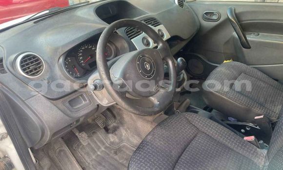 Dieundeu Occasion Renault Kangoo White Auto in Dakar in Dakar Dieundeu Occasion Renault Kangoo White Auto in Dakar in Dakar