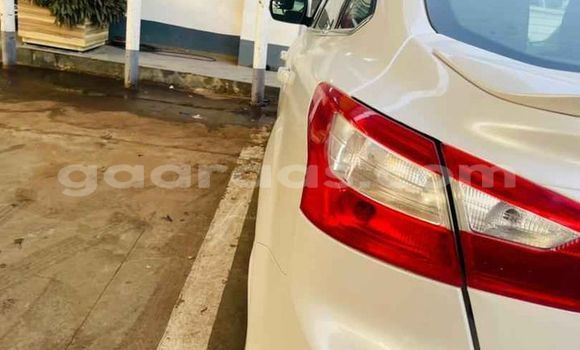 Acheter Occasion Voiture Ford Focus Blanc à Dakar, Dakar Acheter Occasion Voiture Ford Focus Blanc à Dakar, Dakar