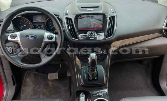 Acheter Occasion Voiture Ford Escape Rouge à Dakar, Dakar Acheter Occasion Voiture Ford Escape Rouge à Dakar, Dakar