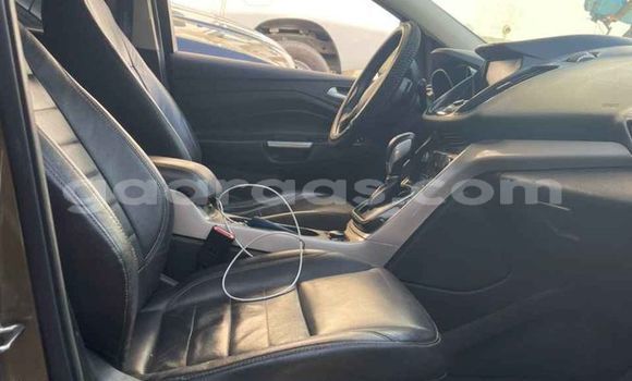 Acheter Occasion Voiture Ford Escape Vert à Dakar, Dakar Acheter Occasion Voiture Ford Escape Vert à Dakar, Dakar