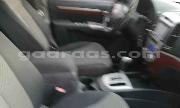 Dieundeu Occasion Hyundai Santa Fe Silver Auto in Dakar in Dakar Dieundeu Occasion Hyundai Santa Fe Silver Auto in Dakar in Dakar