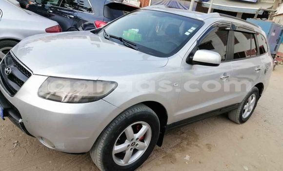 Dieundeu Occasion Hyundai Santa Fe Silver Auto in Dakar in Dakar Dieundeu Occasion Hyundai Santa Fe Silver Auto in Dakar in Dakar