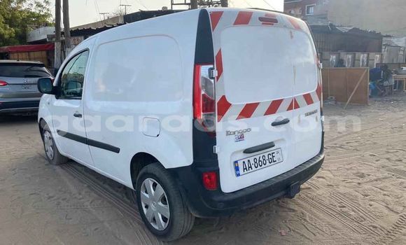 Dieundeu Occasion Renault Kangoo White Auto in Dakar in Dakar Dieundeu Occasion Renault Kangoo White Auto in Dakar in Dakar