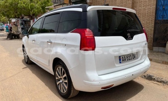 Dieundeu Occasion Peugeot 5008 White Auto in Dakar in Dakar Dieundeu Occasion Peugeot 5008 White Auto in Dakar in Dakar