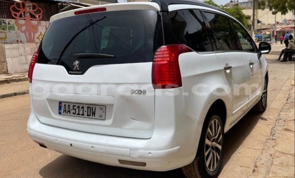 Dieundeu Occasion Peugeot 5008 White Auto in Dakar in Dakar Dieundeu Occasion Peugeot 5008 White Auto in Dakar in Dakar