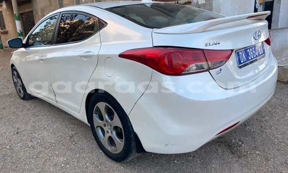 Acheter Occasion Voiture Hyundai Elantra Blanc à Dakar, Dakar