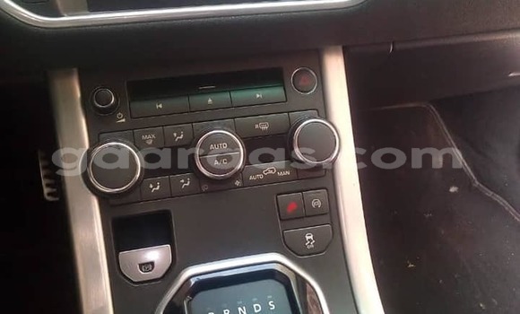 Dieundeu Occasion Land Rover Range Rover Evoque Silver Auto in Dakar in Dakar Dieundeu Occasion Land Rover Range Rover Evoque Silver Auto in Dakar in Dakar