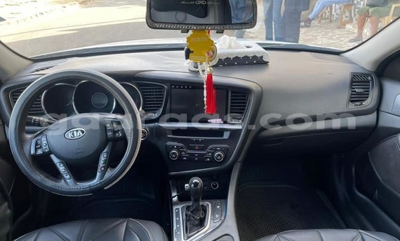 Dieundeu Occasion Kia K5 White Auto in Dakar in Dakar Dieundeu Occasion Kia K5 White Auto in Dakar in Dakar