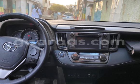 Dieundeu Occasion Toyota RAV4 Silver Auto in Dakar in Dakar Dieundeu Occasion Toyota RAV4 Silver Auto in Dakar in Dakar