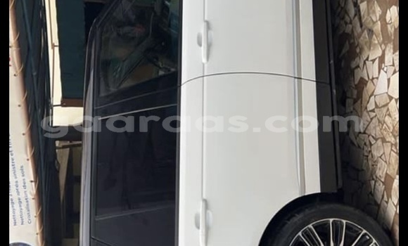 Buy Used Land Rover Range Rover Vogue White Car in Dakar in Dakar Buy Used Land Rover Range Rover Vogue White Car in Dakar in Dakar