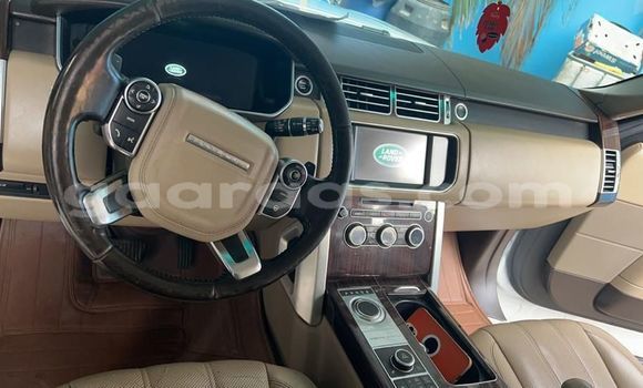 Buy Used Land Rover Range Rover Vogue White Car in Dakar in Dakar Buy Used Land Rover Range Rover Vogue White Car in Dakar in Dakar