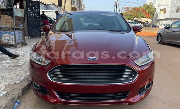 Buy Used Ford Fusion Red Car in Dakar in Dakar