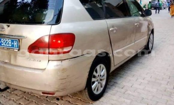 Dieundeu Occasion Toyota Avensis Verso Brown Auto in Dakar in Dakar Dieundeu Occasion Toyota Avensis Verso Brown Auto in Dakar in Dakar