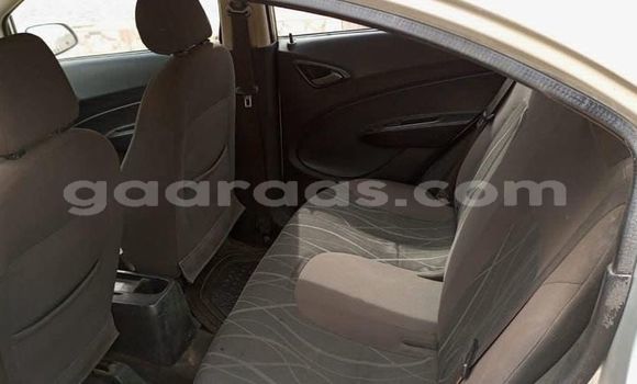 Dieundeu Occasion Chevrolet Aveo Silver Auto in Dakar in Dakar Dieundeu Occasion Chevrolet Aveo Silver Auto in Dakar in Dakar