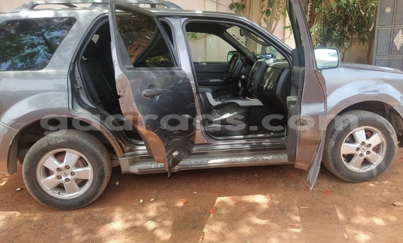 Buy Used FORD MUSTANG Silver Car in Dakar in Dakar