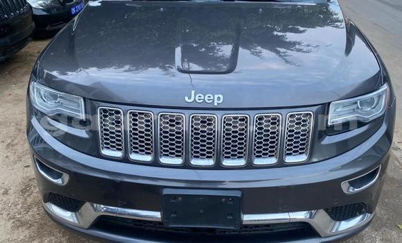 Buy Import Jeep Grand Cherokee Silver Car in Dakar in Dakar Buy Import Jeep Grand Cherokee Silver Car in Dakar in Dakar