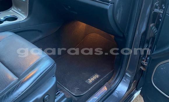 Buy Import Jeep Grand Cherokee Silver Car in Dakar in Dakar Buy Import Jeep Grand Cherokee Silver Car in Dakar in Dakar