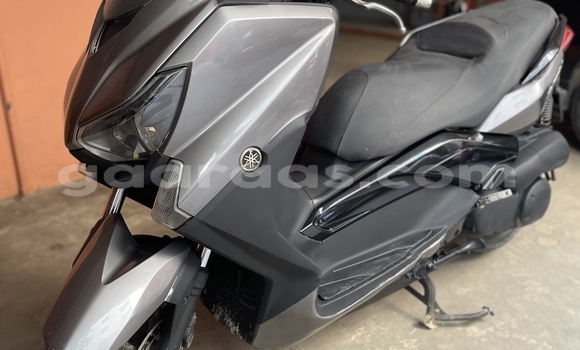 Buy Used Yamaha X-MAX Silver Bike in Dakar in Dakar Buy Used Yamaha X-MAX Silver Bike in Dakar in Dakar