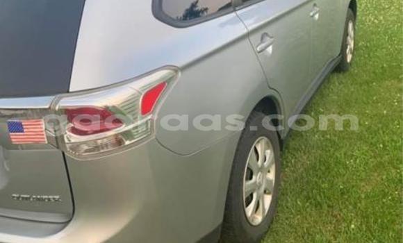 Acheter Import Voiture Mitsubishi Outlander Beige à Dakar, Dakar Acheter Import Voiture Mitsubishi Outlander Beige à Dakar, Dakar