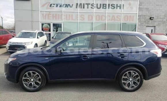 Buy Used Mitsubishi Outlander Blue Car in Dakar in Dakar Buy Used Mitsubishi Outlander Blue Car in Dakar in Dakar