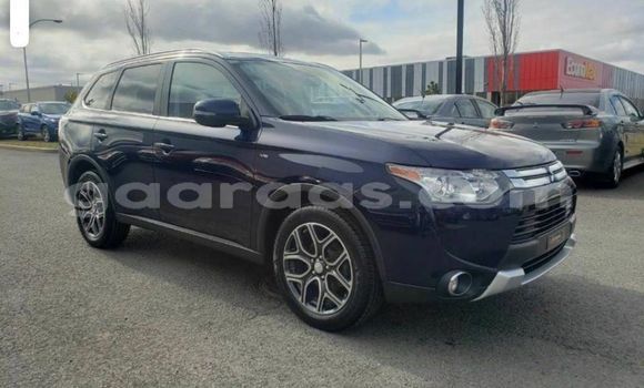 Buy Used Mitsubishi Outlander Blue Car in Dakar in Dakar Buy Used Mitsubishi Outlander Blue Car in Dakar in Dakar