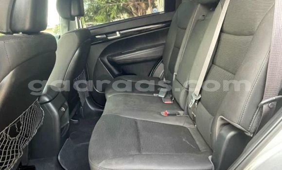 Dieundeu Occasion Kia Sorento Silver Auto in Dakar in Dakar Dieundeu Occasion Kia Sorento Silver Auto in Dakar in Dakar