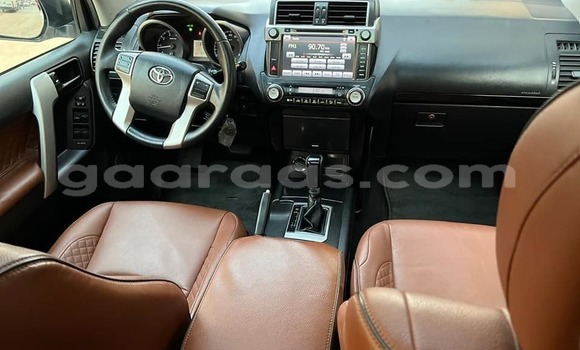 Dieundeu Occasion Toyota Land Cruiser Prado White Auto in Dakar in Dakar Dieundeu Occasion Toyota Land Cruiser Prado White Auto in Dakar in Dakar