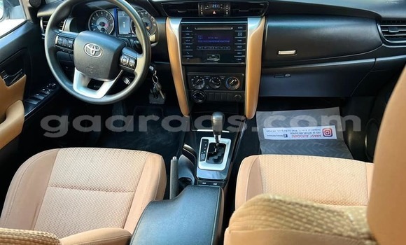 Dieundeu Occasion Toyota Fortuner White Auto in Dakar in Dakar Dieundeu Occasion Toyota Fortuner White Auto in Dakar in Dakar