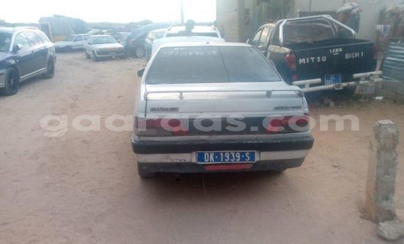 Acheter Occasion Voiture Peugeot 405 Gris à Dakar, Dakar Acheter Occasion Voiture Peugeot 405 Gris à Dakar, Dakar