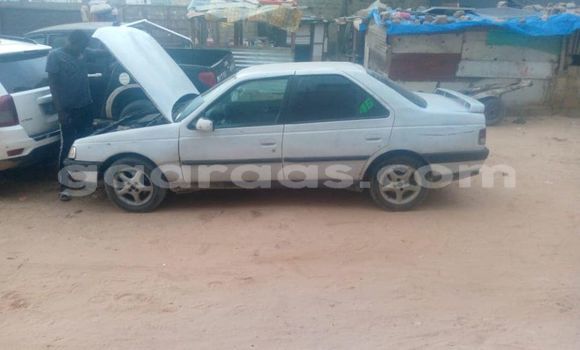 Acheter Occasion Voiture Peugeot 405 Gris à Dakar, Dakar Acheter Occasion Voiture Peugeot 405 Gris à Dakar, Dakar