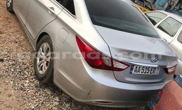 Dieundeu Occasion Hyundai Sonata Silver Auto in Dakar in Dakar Dieundeu Occasion Hyundai Sonata Silver Auto in Dakar in Dakar