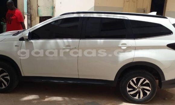 Buy Used Toyota Rush White Car in Dakar in Dakar Buy Used Toyota Rush White Car in Dakar in Dakar