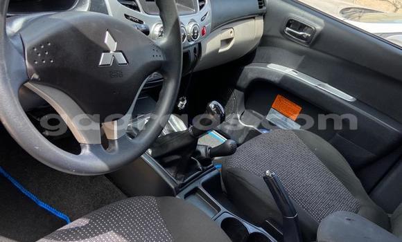 Acheter Import Voiture Mitsubishi L200 Noir à Dakar, Dakar Acheter Import Voiture Mitsubishi L200 Noir à Dakar, Dakar