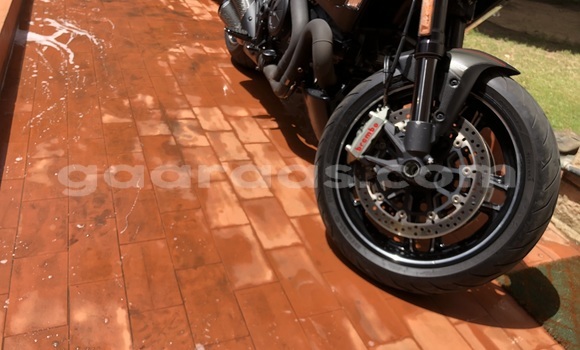Buy Used Ducati Diavel Black Bike in Dakar in Dakar Buy Used Ducati Diavel Black Bike in Dakar in Dakar