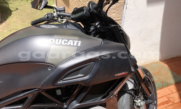 Buy Used Ducati Diavel Black Bike in Dakar in Dakar Buy Used Ducati Diavel Black Bike in Dakar in Dakar