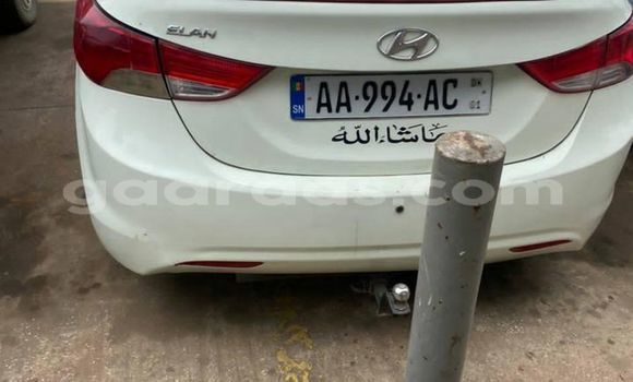 Acheter Occasion Voiture Hyundai Elantra Blanc à Dakar, Dakar Acheter Occasion Voiture Hyundai Elantra Blanc à Dakar, Dakar