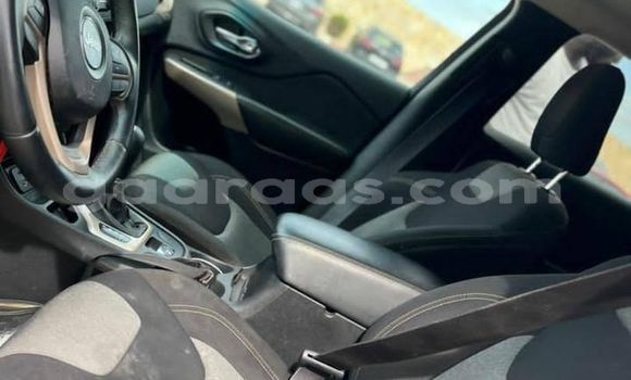 Acheter Occasion Voiture Jeep Cherokee Noir à Dakar, Dakar Acheter Occasion Voiture Jeep Cherokee Noir à Dakar, Dakar