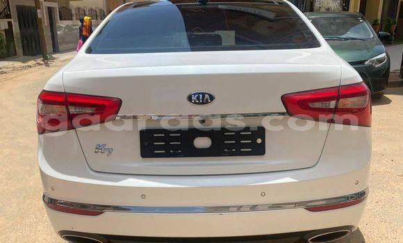 Acheter Occasion Voiture Kia K7 Blanc à Dakar, Dakar Acheter Occasion Voiture Kia K7 Blanc à Dakar, Dakar