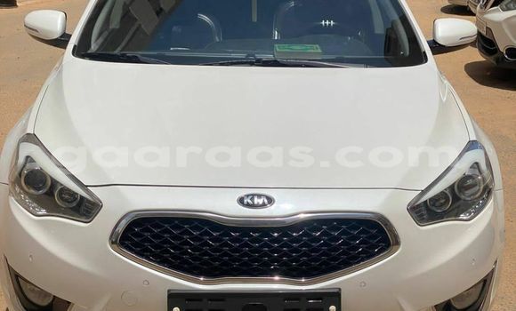 Acheter Occasion Voiture Kia K7 Blanc à Dakar, Dakar Acheter Occasion Voiture Kia K7 Blanc à Dakar, Dakar