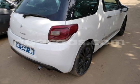 Acheter Occasion Voiture Citroen DS3 Blanc à Dakar, Dakar Acheter Occasion Voiture Citroen DS3 Blanc à Dakar, Dakar