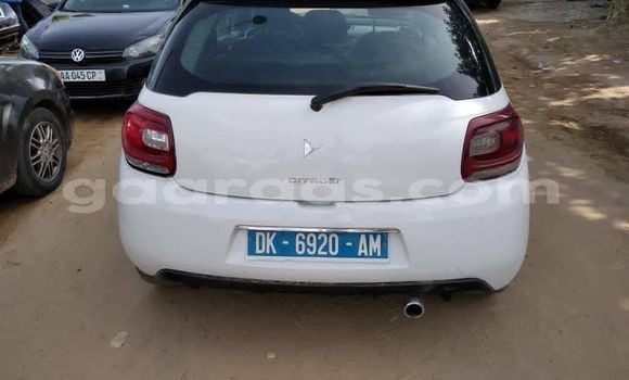 Acheter Occasion Voiture Citroen DS3 Blanc à Dakar, Dakar Acheter Occasion Voiture Citroen DS3 Blanc à Dakar, Dakar