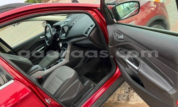 Acheter Occasion Voiture Ford Escape Rouge à Dakar, Dakar Acheter Occasion Voiture Ford Escape Rouge à Dakar, Dakar