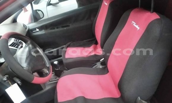 Acheter Occasion Voiture Peugeot 207 Rouge à Dakar, Dakar Acheter Occasion Voiture Peugeot 207 Rouge à Dakar, Dakar