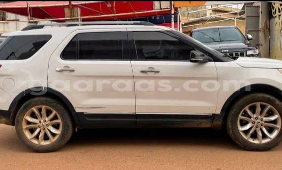 Acheter Occasion Voiture Ford Explorer Blanc à Dakar, Dakar Acheter Occasion Voiture Ford Explorer Blanc à Dakar, Dakar