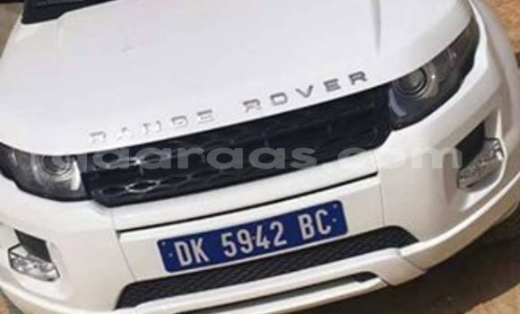 Acheter Import Voiture Land Rover Range Rover Blanc à Dakar, Dakar Acheter Import Voiture Land Rover Range Rover Blanc à Dakar, Dakar