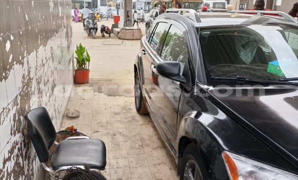 Dieundeu Occasion Dodge Caliber Black Auto in Dakar in Dakar Dieundeu Occasion Dodge Caliber Black Auto in Dakar in Dakar