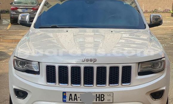 Dieundeu Occasion Jeep Grand Cherokee White Auto in Dakar in Dakar